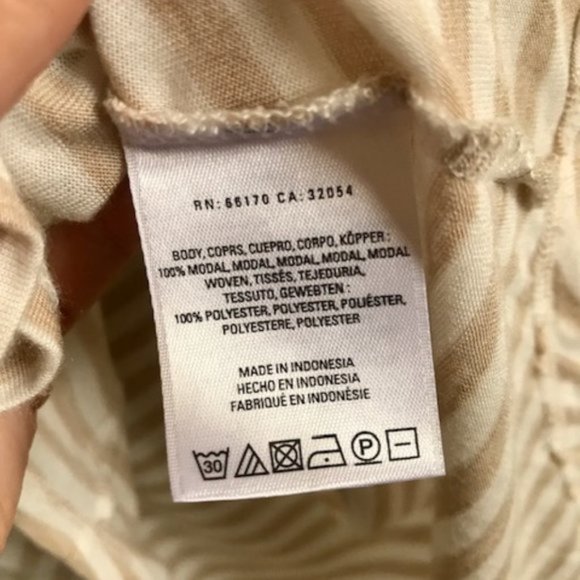 Anthro Little Yellow Button Daystripe Tee, Size XS - Picture 11 of 13